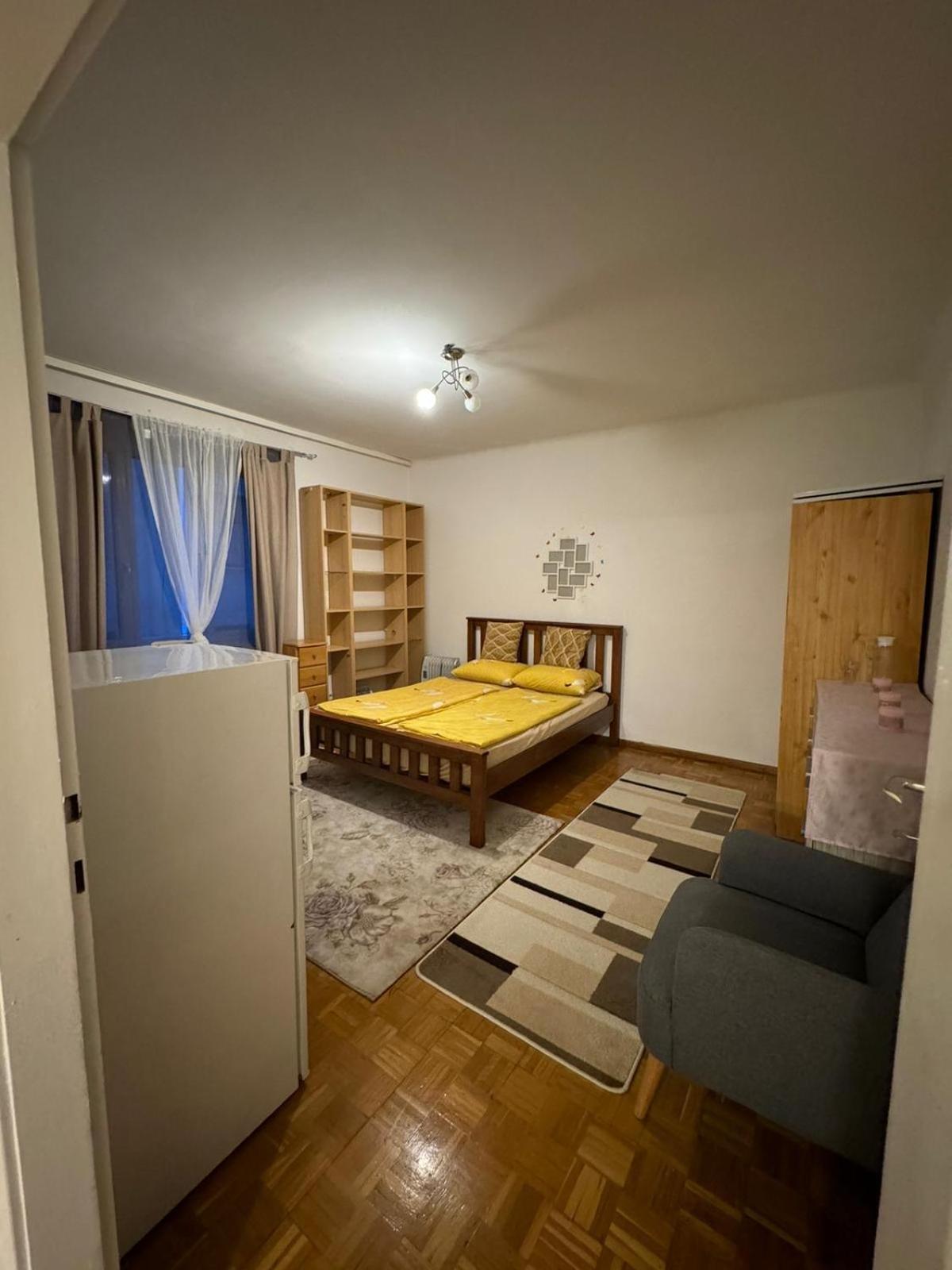 Schoene Angenehme Wohnung Vienna Esterno foto